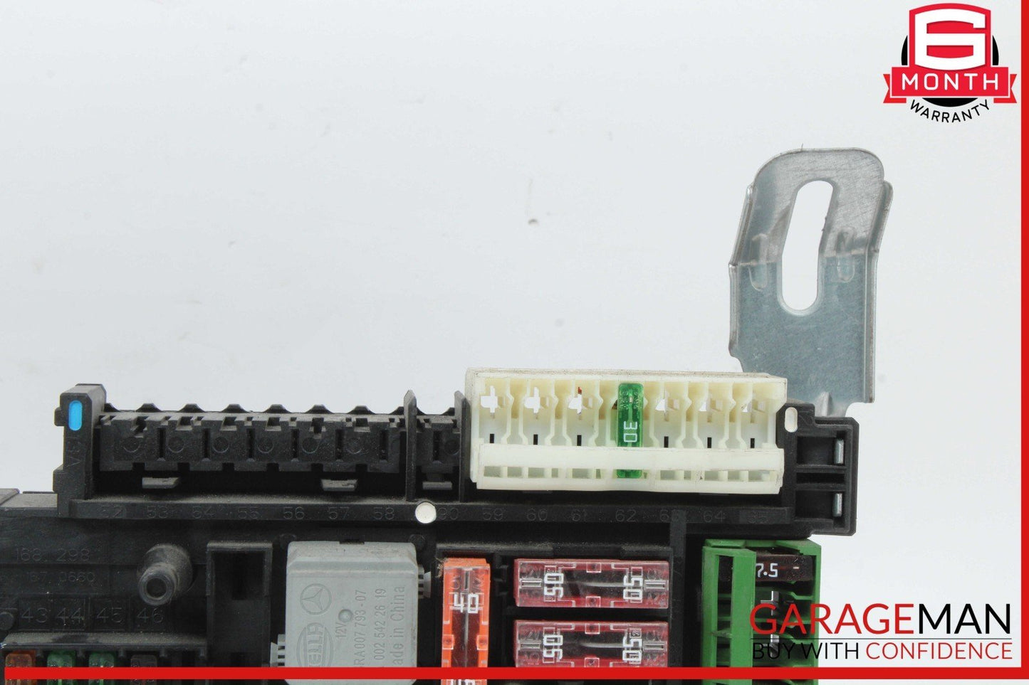 12-14 Mercedes W204 C250 C350 Rear Fuse Relay Box Module 2049060205 OEM