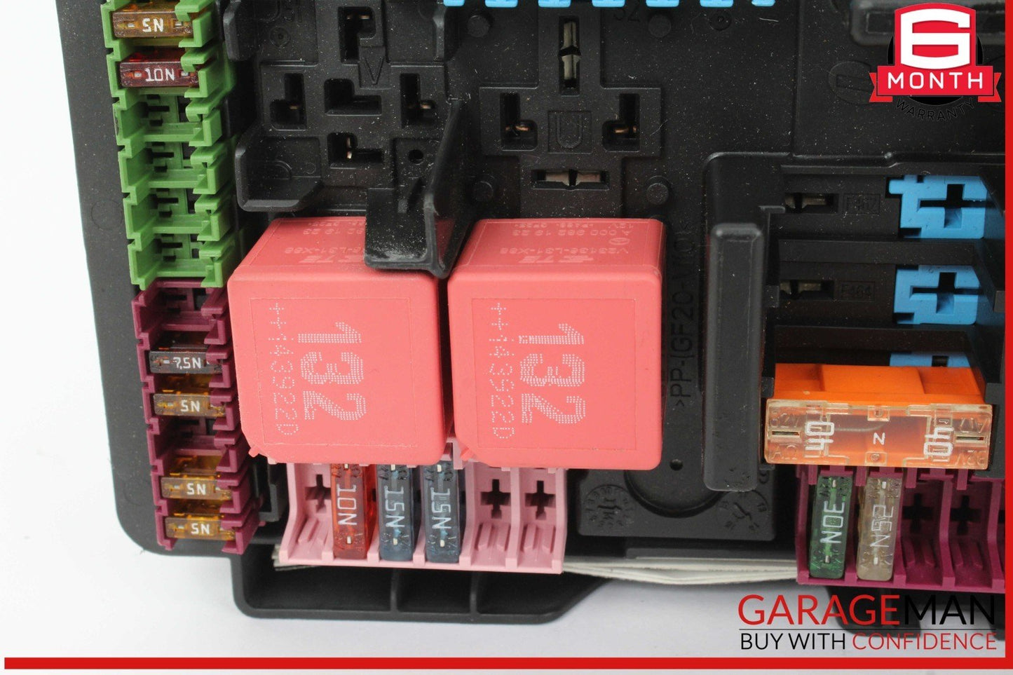 15-20 Mercedes-Benz C300 W205 Rear Fuse Relay Box Module 2059068501