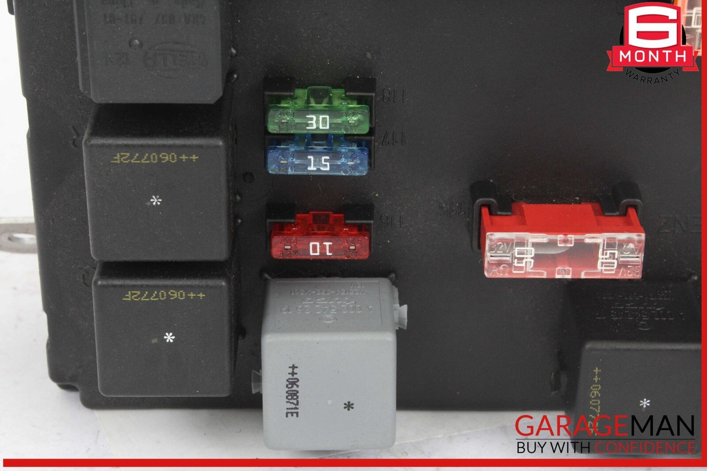 07-09 Mercedes W221 S550 S63 AMG CL550 Rear Trunk Fuse Relay Junction Box OEM