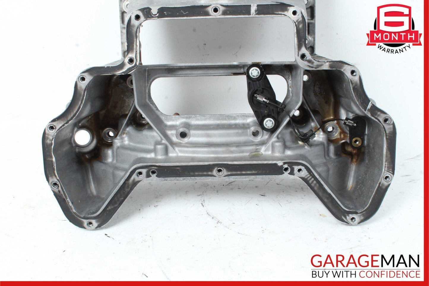 05-11 Mercedes E350 C230 CLK350 Engine Upper Oil Sump Baffle Pan 2720142102