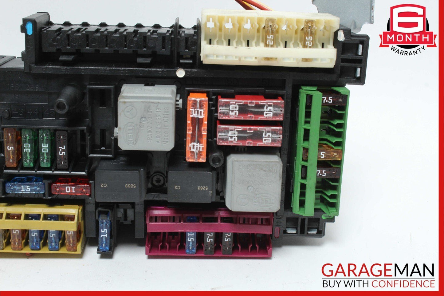 15-18 Mercedes W212 E400 E350 Rear SAM Module Relay Fuse Box Assembly