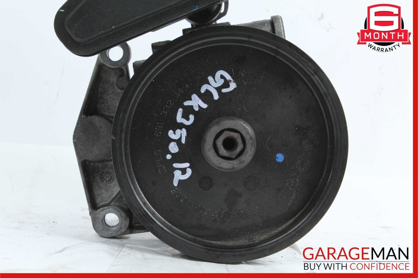 06-09 Mercedes X204 GLK350 S550 Power Steering Pump Reservoir Assembly OEM