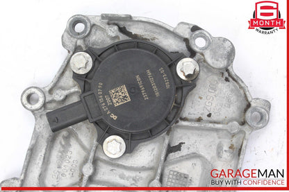 12-18 Mercedes W218 CLS550 Front Right or Left Side Engine Timing Chain Plate