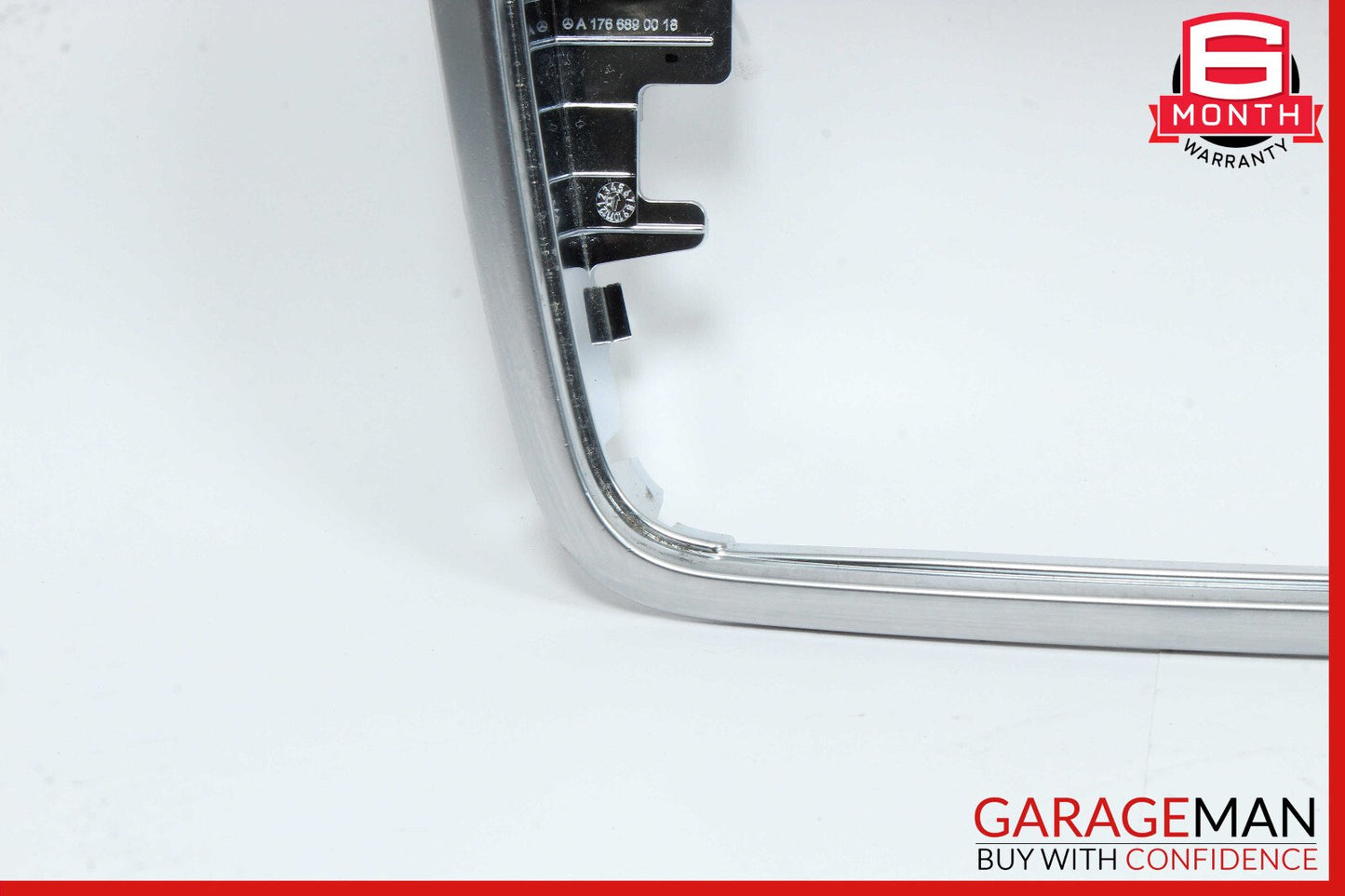 14-18 Mercedes W117 CLA250 Center Dash Radio CD Player Trim Bezel Cover OEM