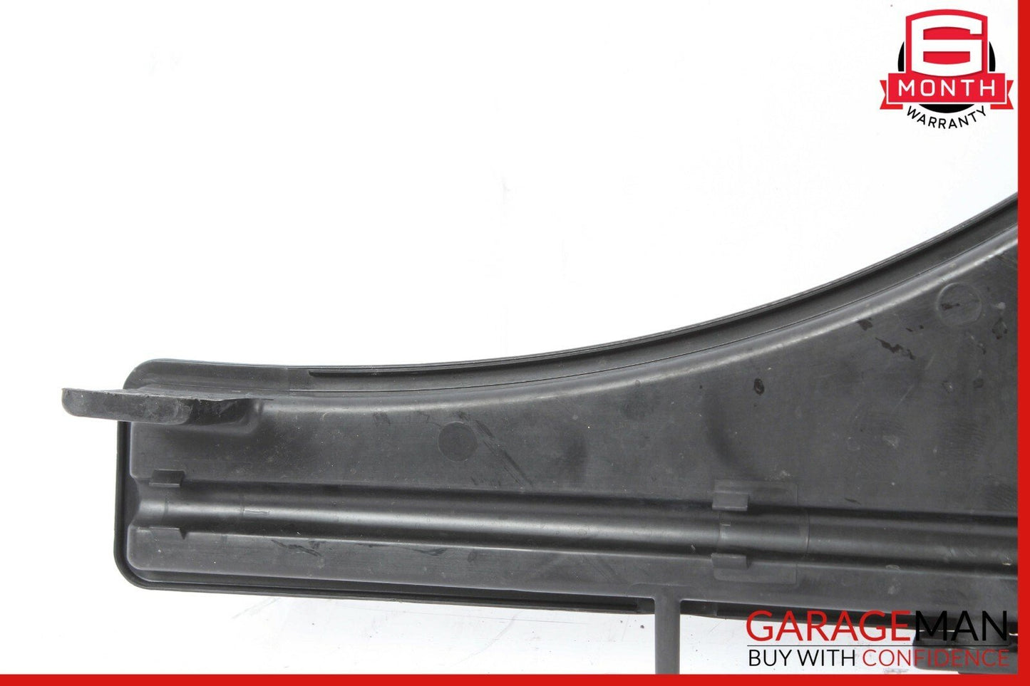 14-17 Maserati Ghibli Windshield Wiper Washer Fluid Reservoir Tank Assembly