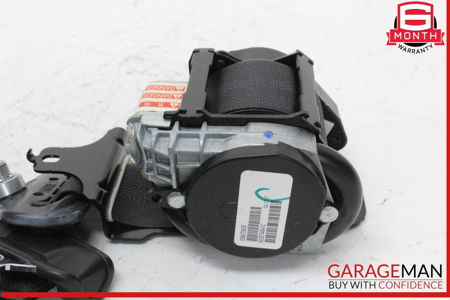 13-20 Nissan Leaf Front Left Driver Side Seat Belt Seatbelt Retractor OEM