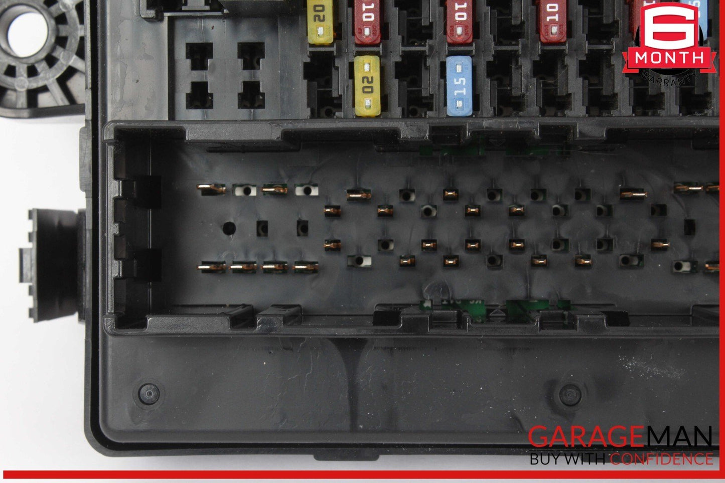 21-23 Cadillac XT5 Trunk Rear Fuse Relay Junction Box 84721427 OEM