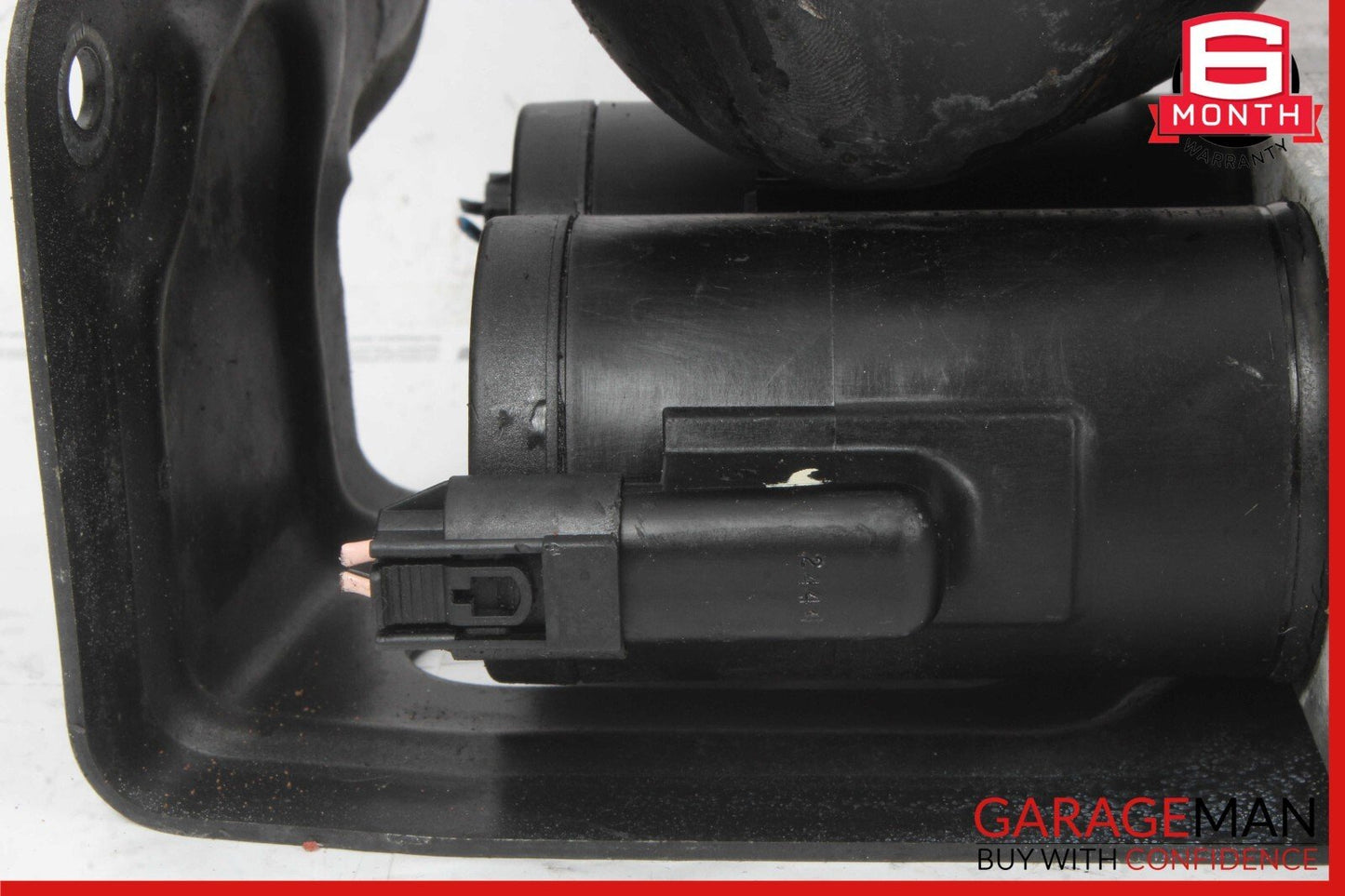 03-06 Mercedes R230 SL500 SL600 Rear Hydraulic Suspension Valve Block Assembly