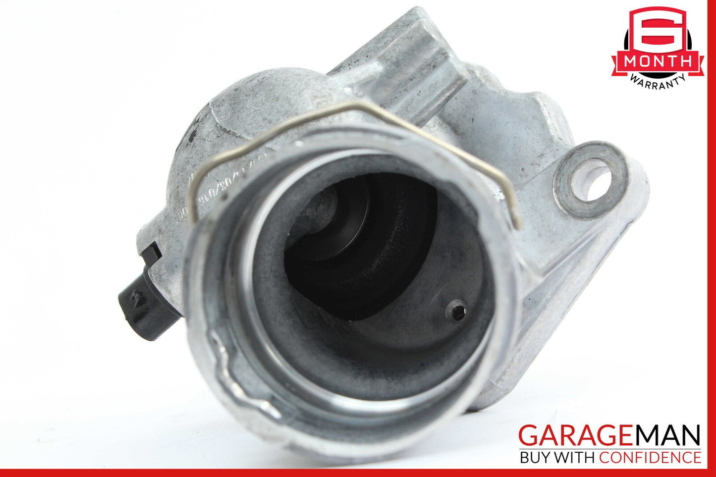 Mercedes W204 C300 R350 GLK350 C350 Water Thermostat Housing 2722000415 OEM