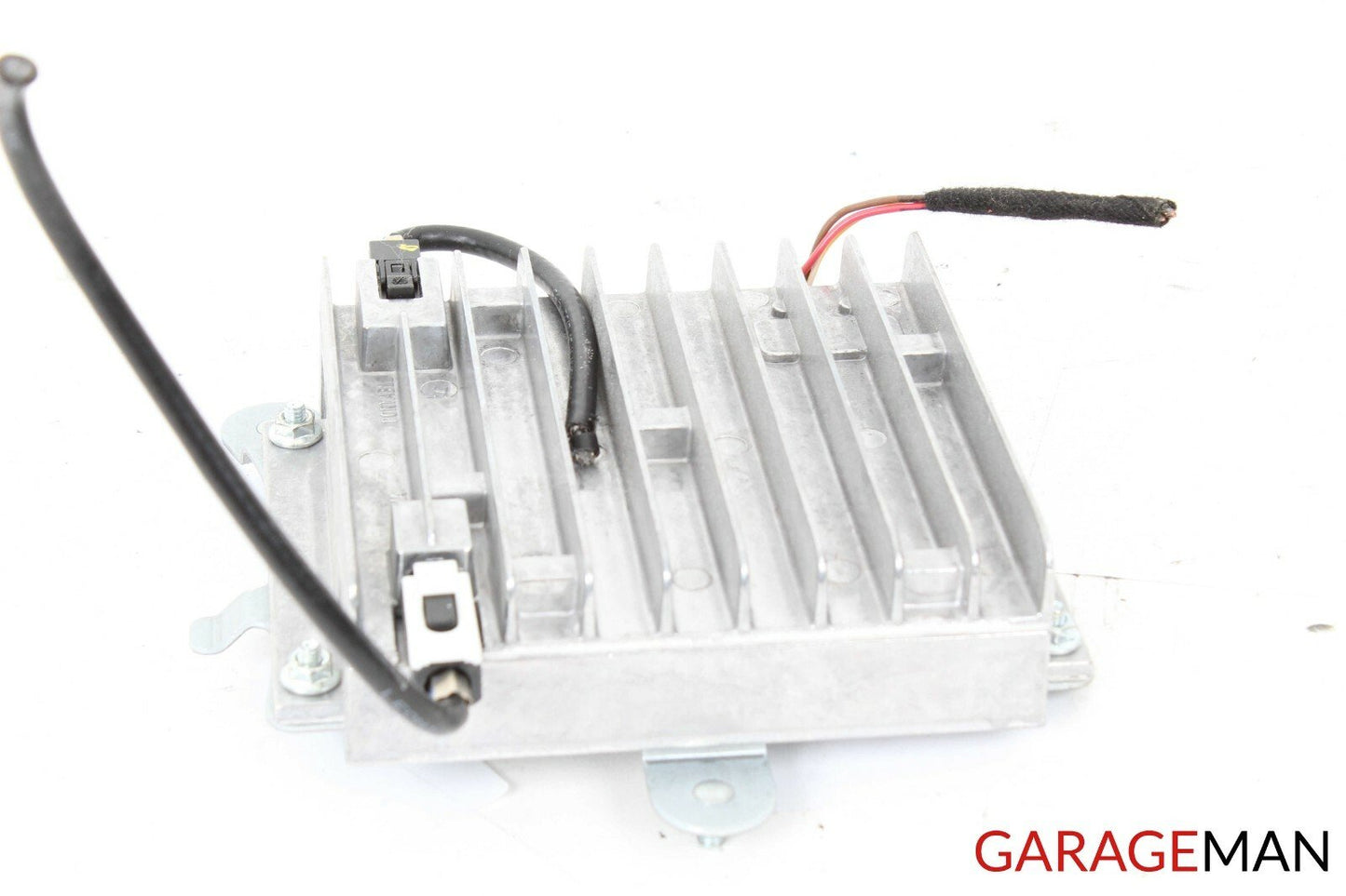 07-09 Mercedes  W221 S550 Antenna Amp Amplifier Phone Booster Assembly OEM