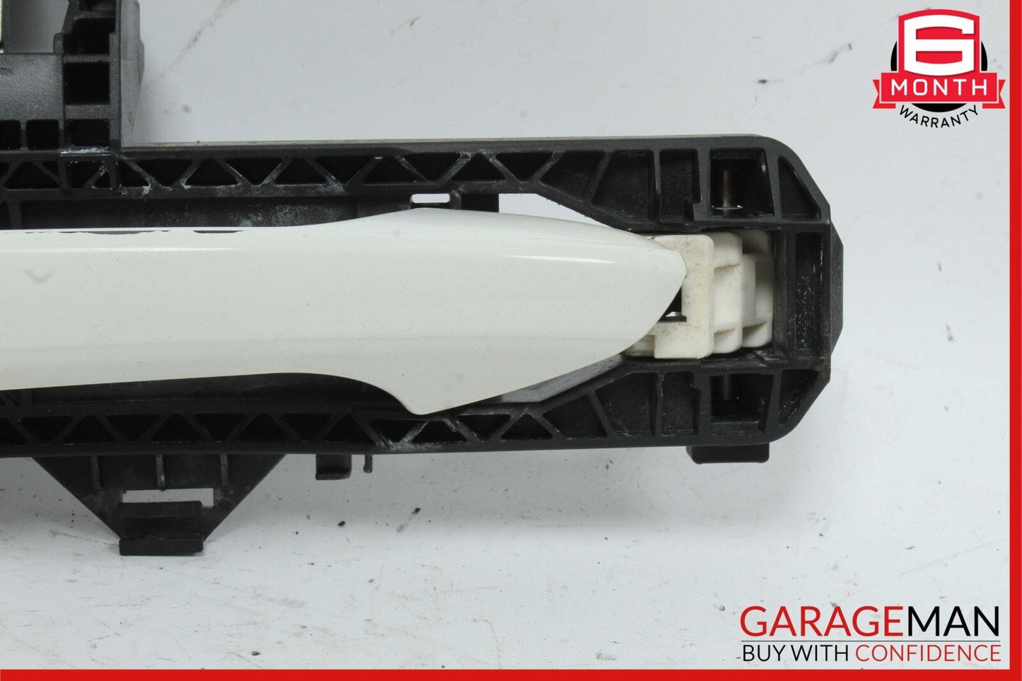08-11 Mercedes W204 C300 C250 Front Left Driver Side Exterior Door Handle White