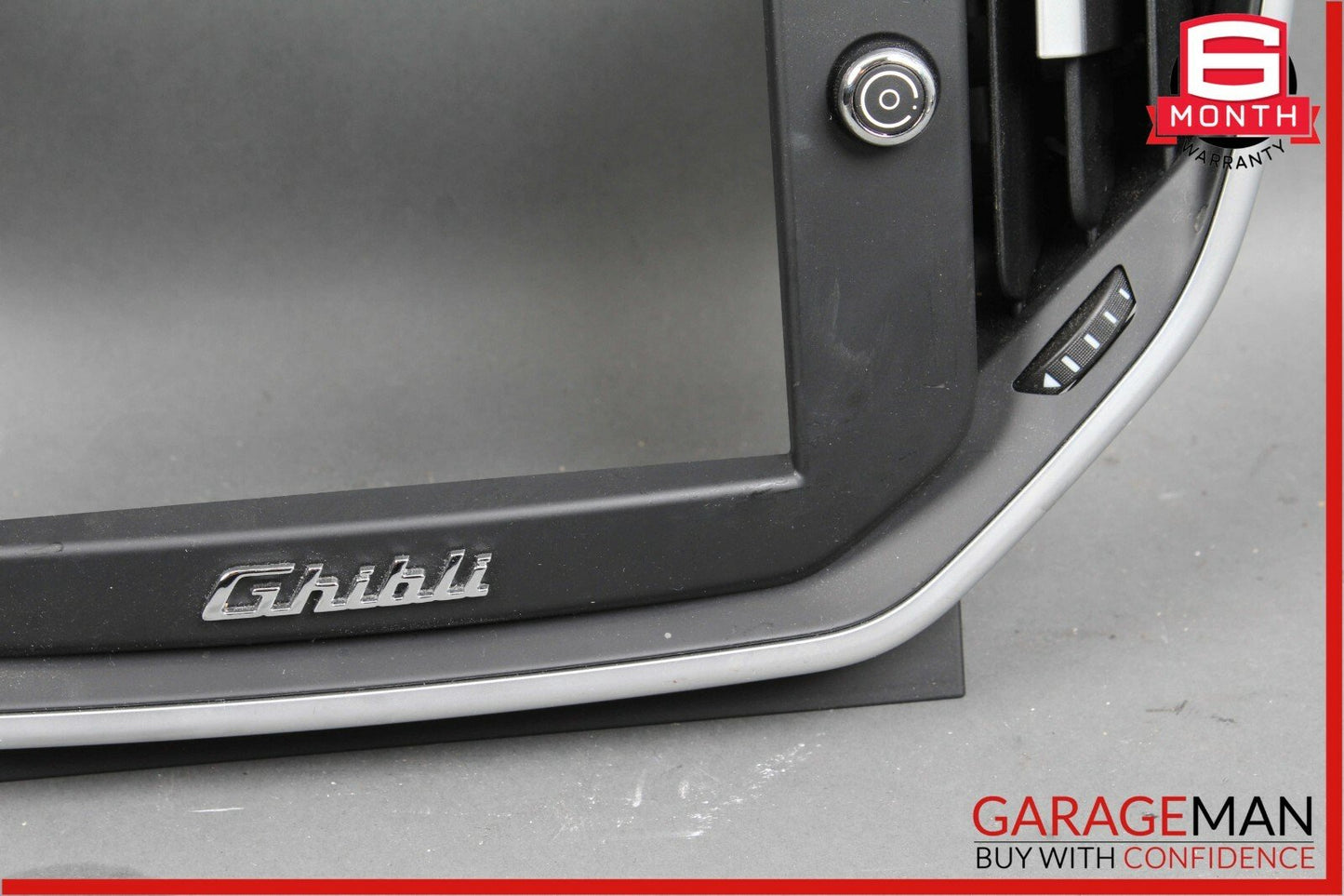 14-17 Maserati Ghibli Center Dash Display Surround A/C Air Vent Trim Assembly