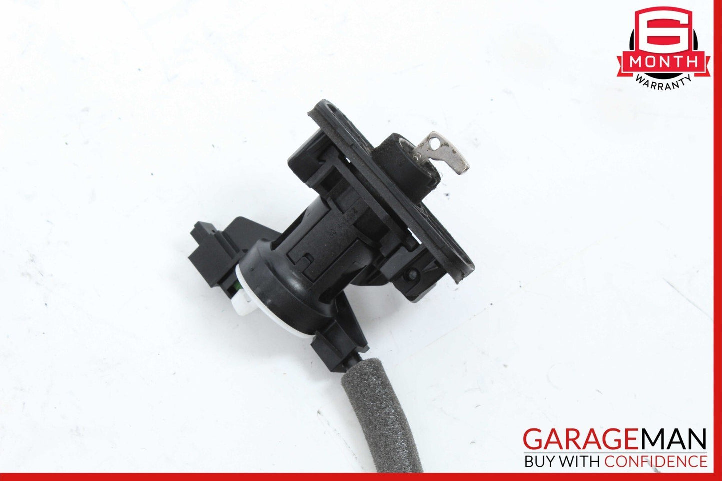 08-17 Mercedes C250 E350 Trunk Lid Actuator w/ Cylinder Lock Latch Key Assembly