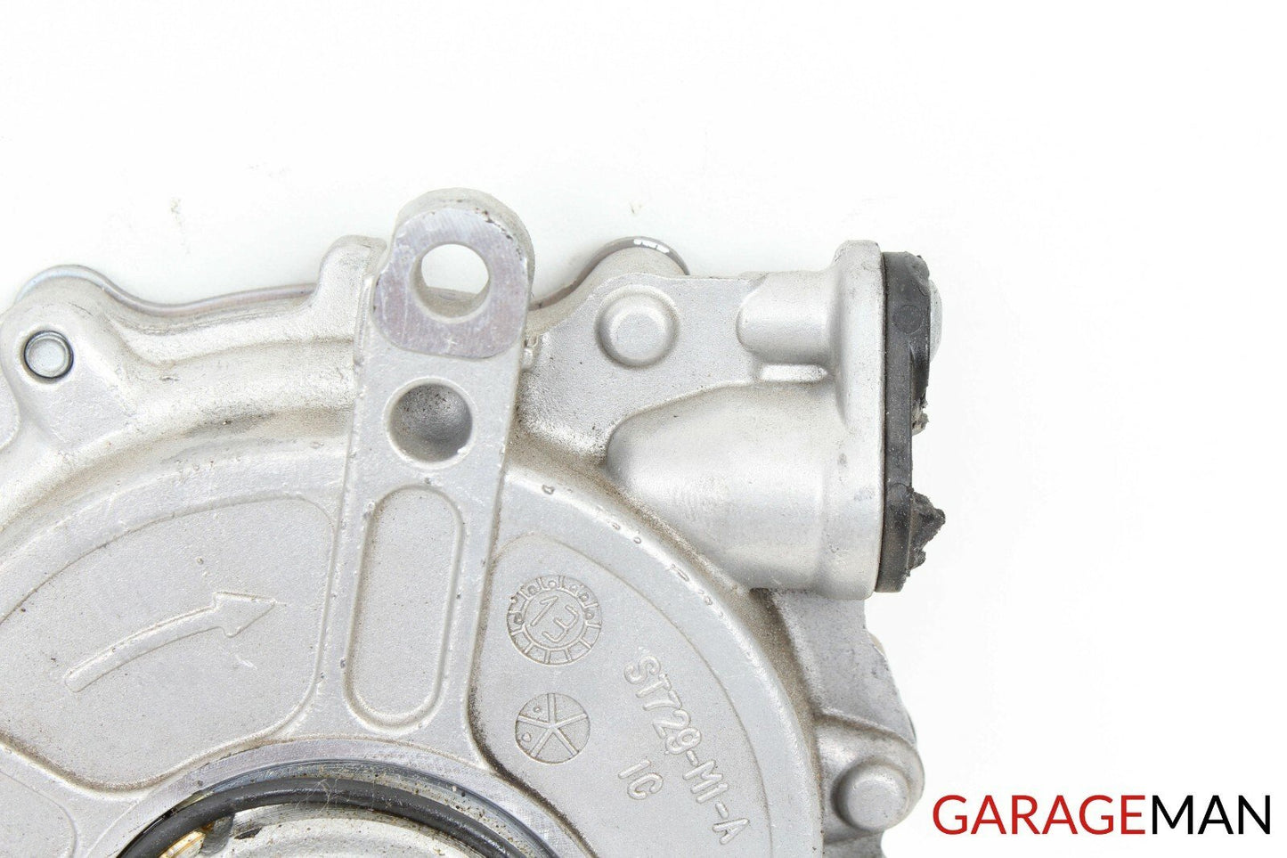 13-15 Mercedes X204 GLK350 Engine Motor Cylinder Head Vacuum Pump 2760109804 OEM