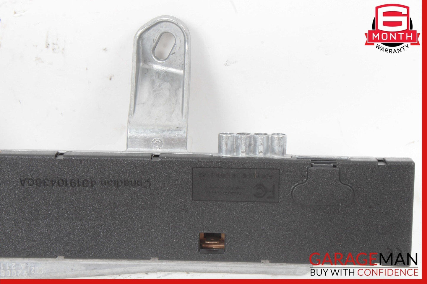 06-11 Mercedes W211 E350 CLS63 AMG Antenna Amplifier Booster 2198203189 OEM