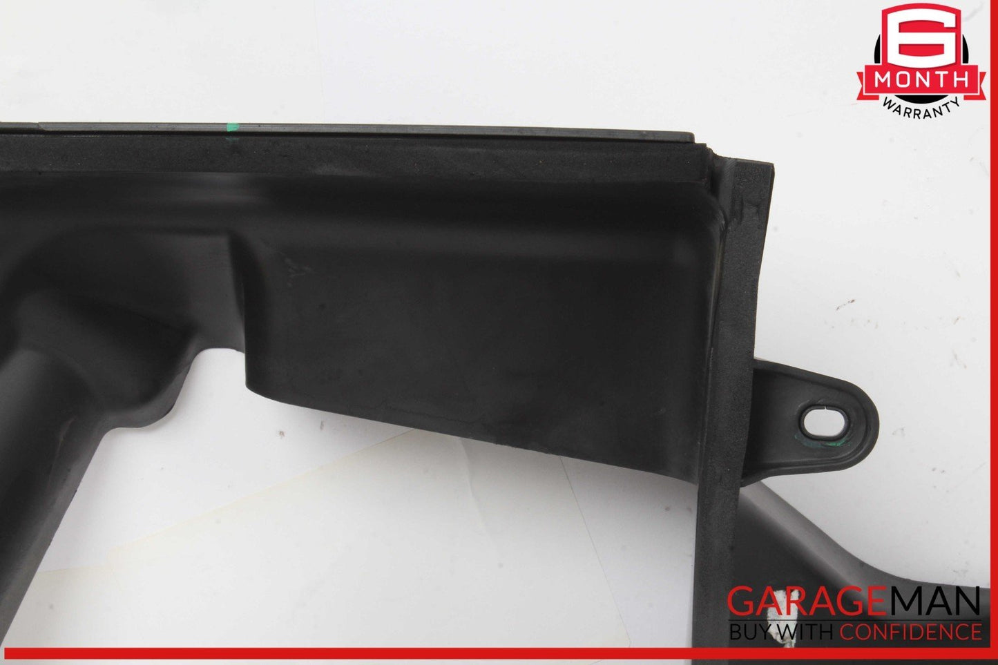 14-18 Maserati Ghibli M157 Front Left Side Intercooler Duct Shroud 670004140 OEM