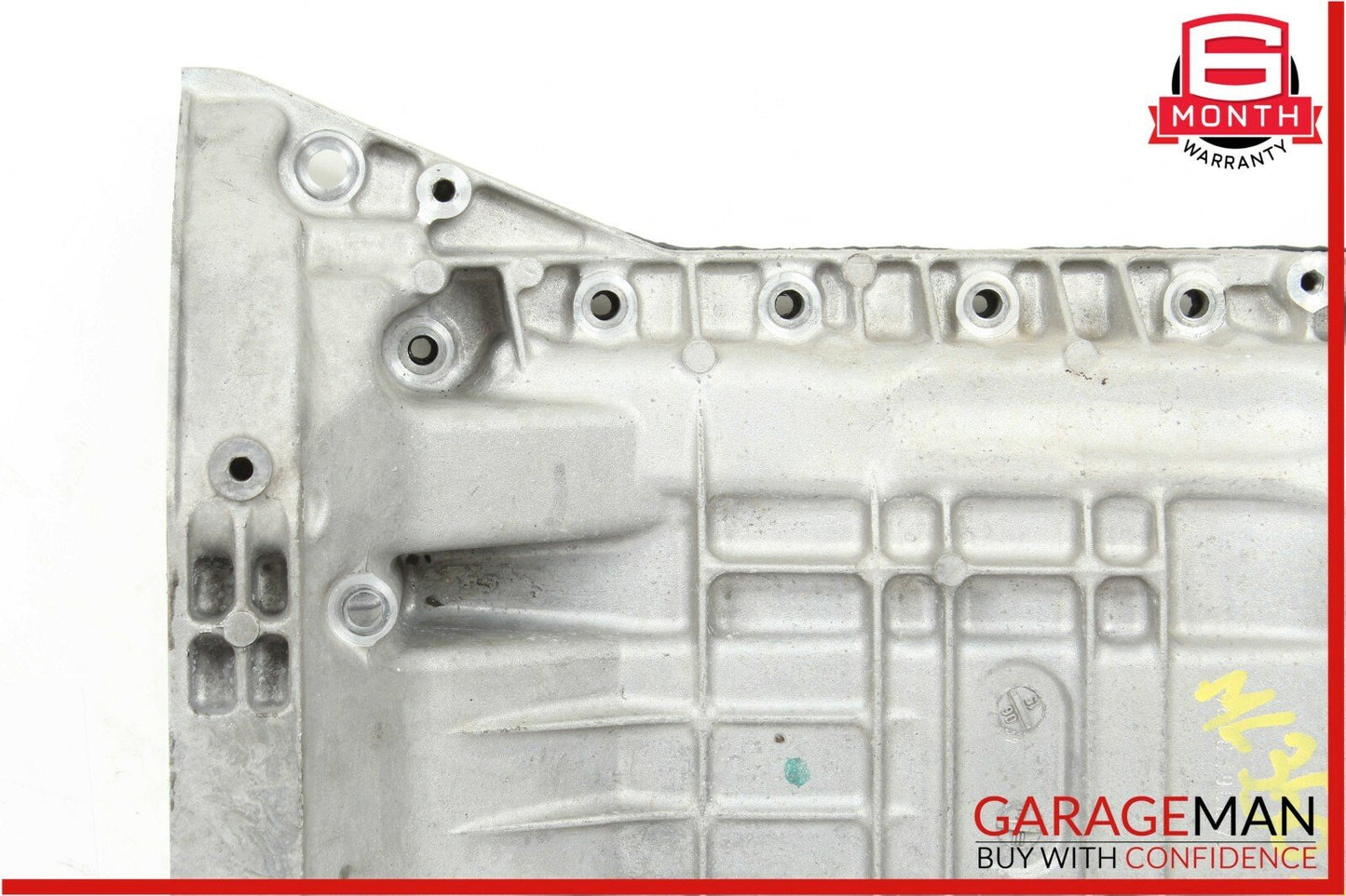 06-09 Mercedes W251 R350 ML350 Upper Engine Oil Pan 2720141602 OEM