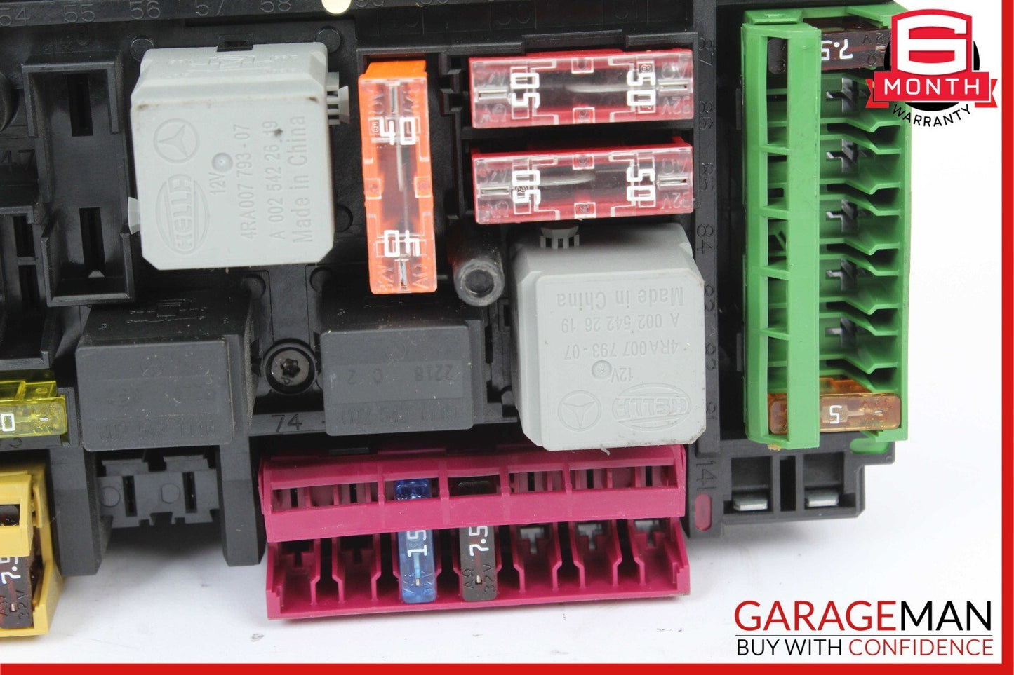 12-14 Mercedes W204 C350 C300 C63 AMG Rear SAM Fuse Relay Junction Box Assembly