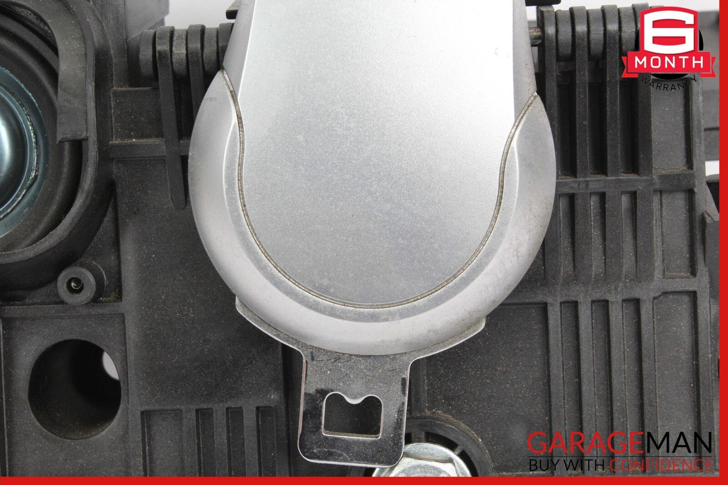 09-12 Mercedes R230 SL550 Rear Left Seat Belt Retractor Luggage w/Speaker OEM