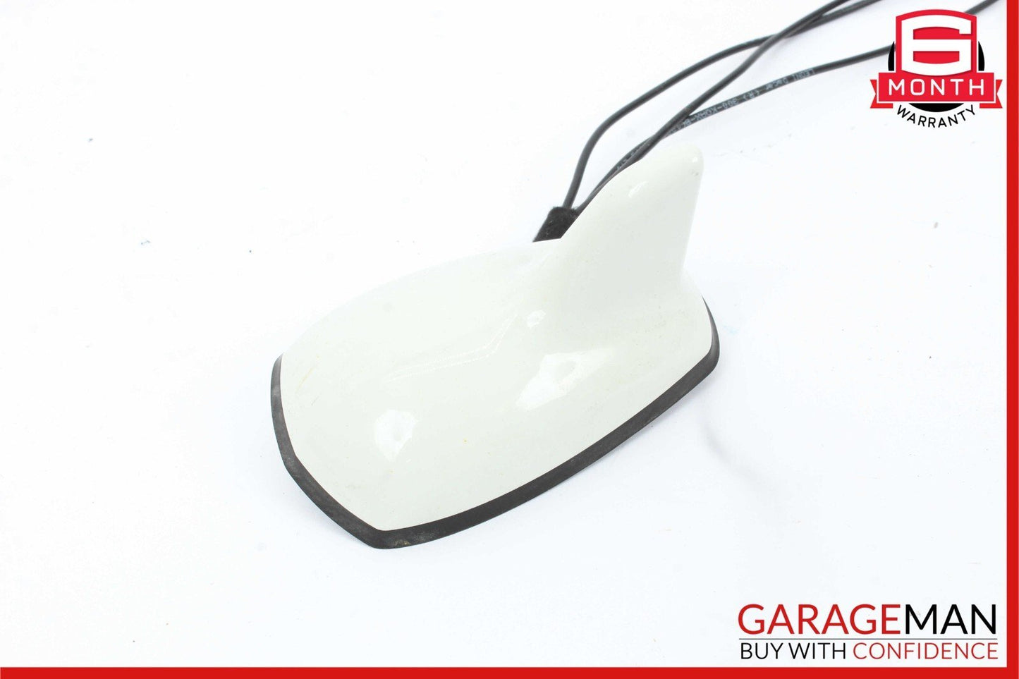 03-09 Mercedes W211 E320 E350 E55 AMG Top Roof Shark Fin Antenna GPS Radio White