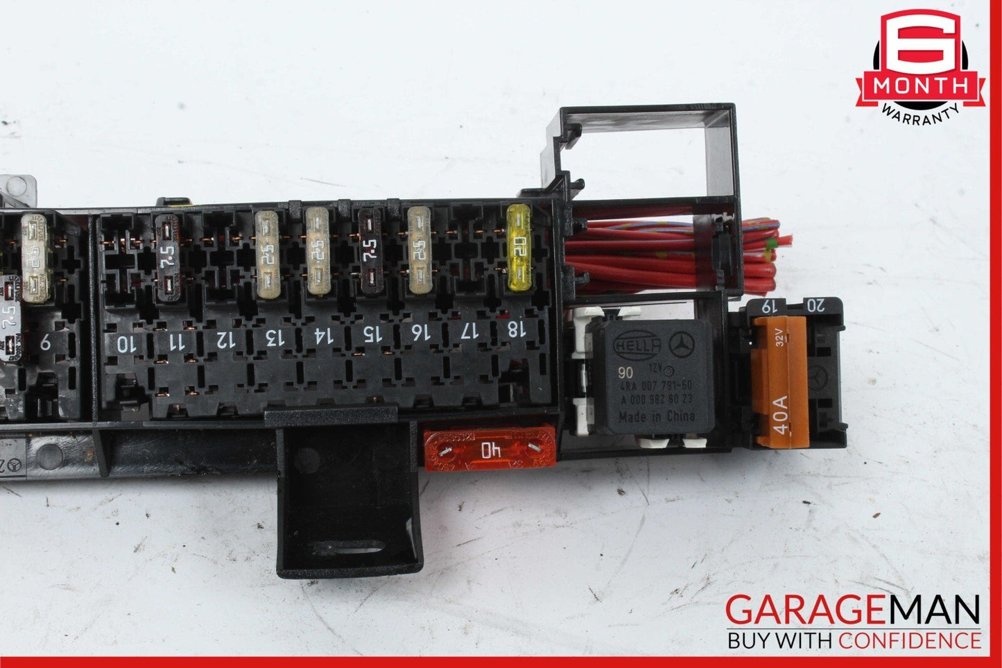 98-02 Mercedes W210 E320 Rear Trunk Fuse Relay Box Control Module 2105460543 OEM
