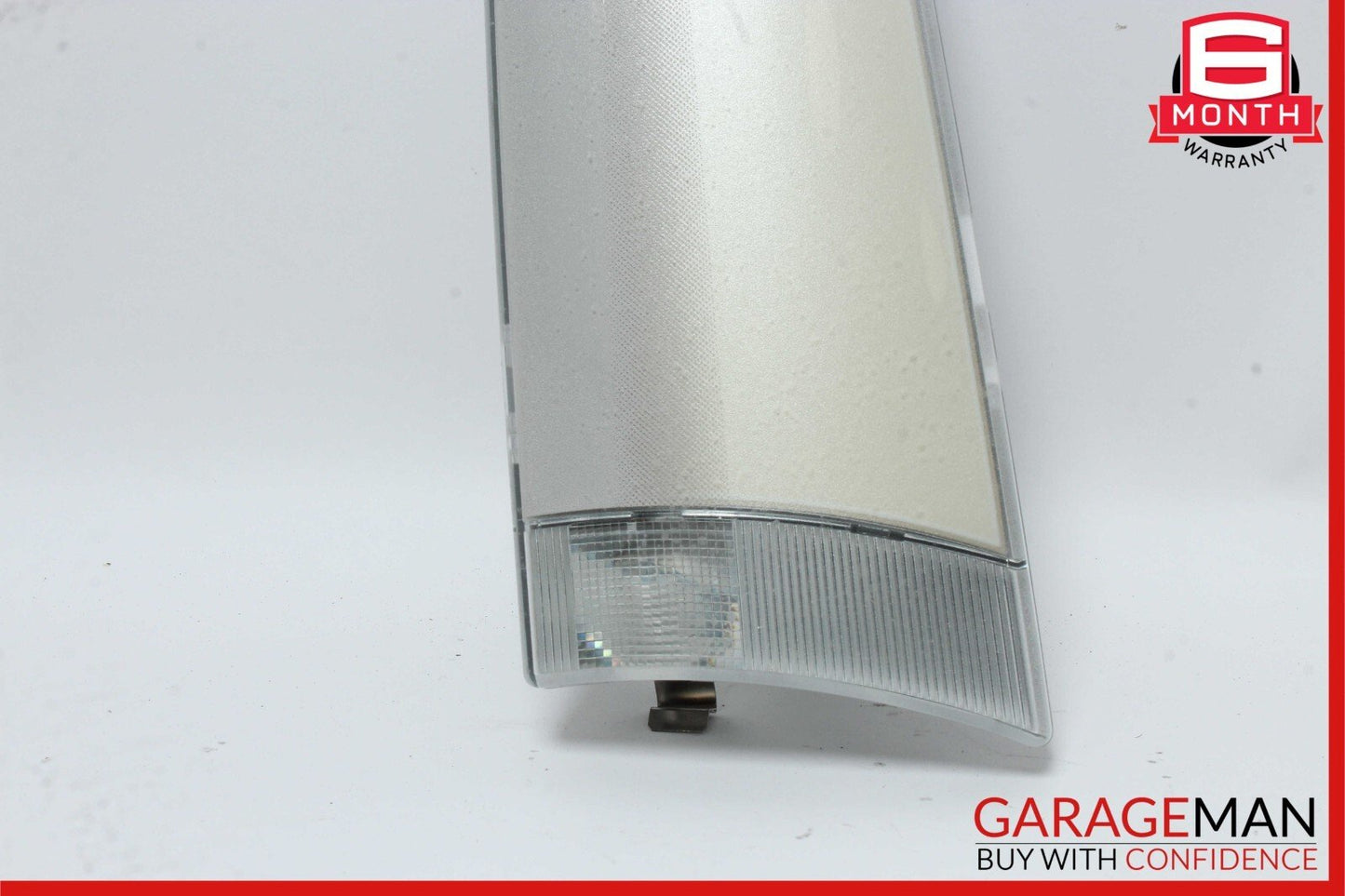 03-09 Mercedes W211 E320 E500 E550 Rear Left Side Interior Dome Light Lamp