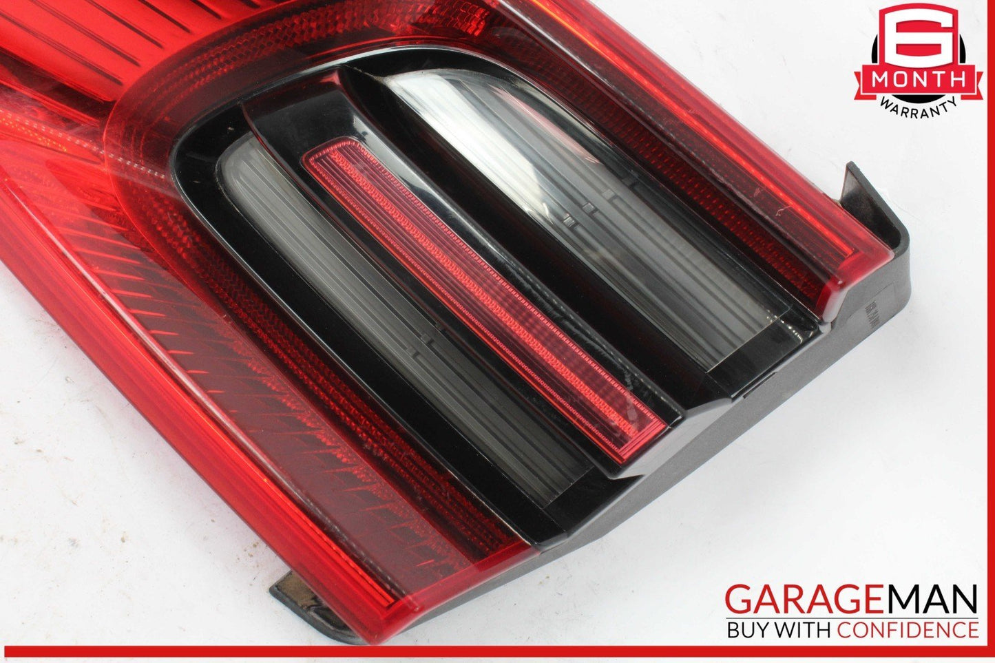 15-18 Porsche Macan 95B Rear Right Side Inner Tail Light Lamp LED 95B945094G OEM