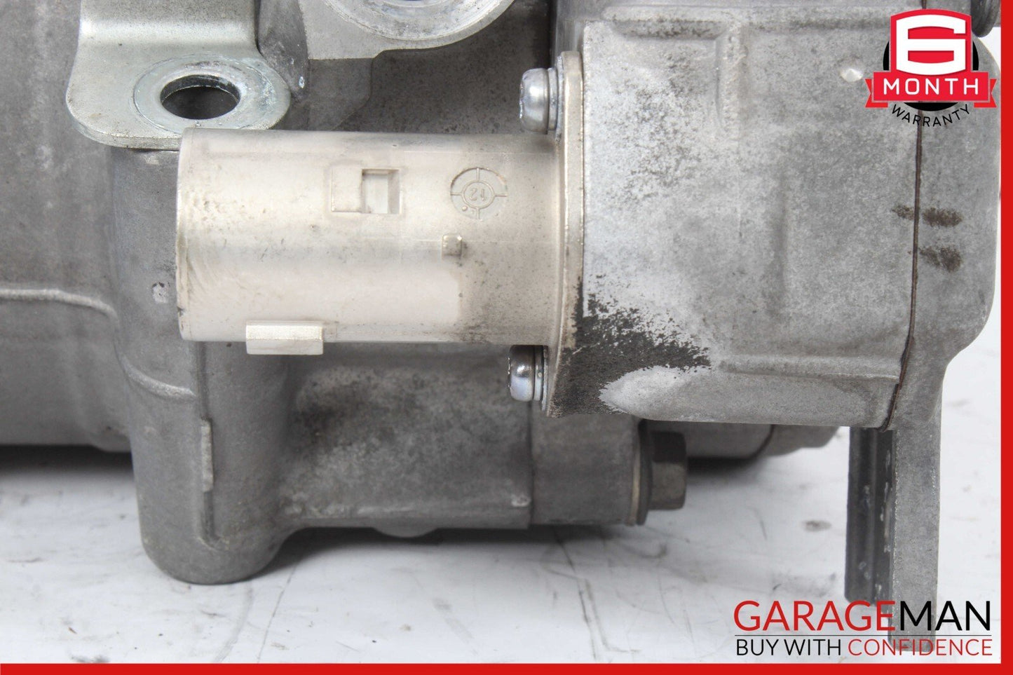 13-15 Mercedes W212 E400 Hybrid Electric AC A/C Air Compressor 0042301911