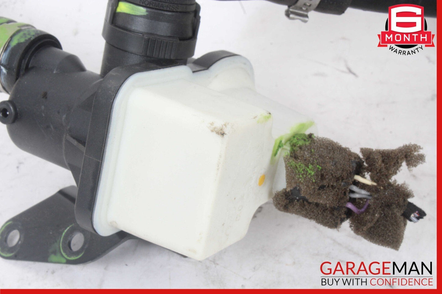 04-13 Maserati Quattroporte M139 Fuel Gas Pump Filter Reservoir Cansiter OEM