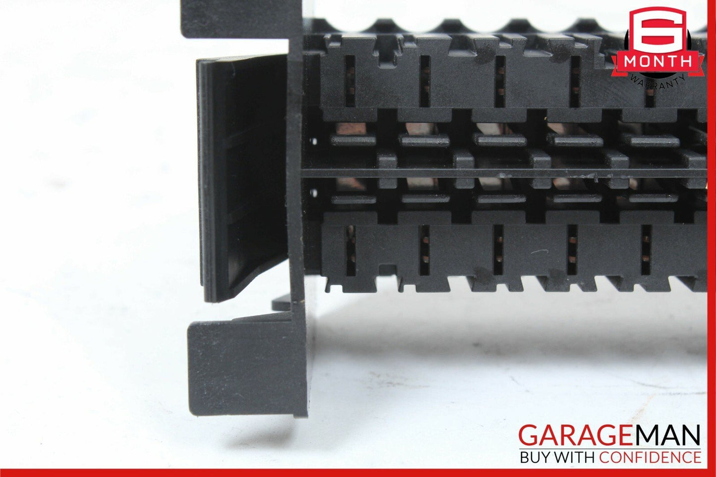 10-16 Mercedes W204 C300 SLK250 GLK350 Front 2045400150 Fuse Box OEM