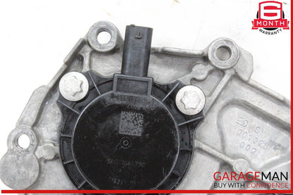 12-18 Mercedes X166 GL450 GL550 Front Right or Left Engine Timing Chain Plate