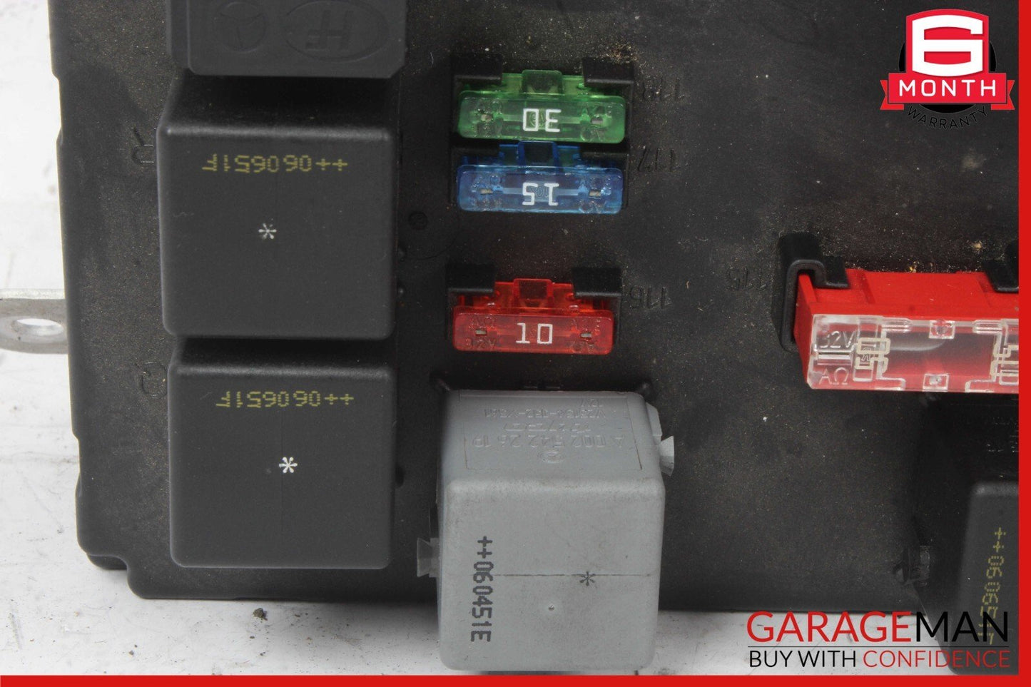 07-09 Mercedes W221 S550 S63 AMG CL550 Rear Trunk Fuse Relay Junction Box OEM