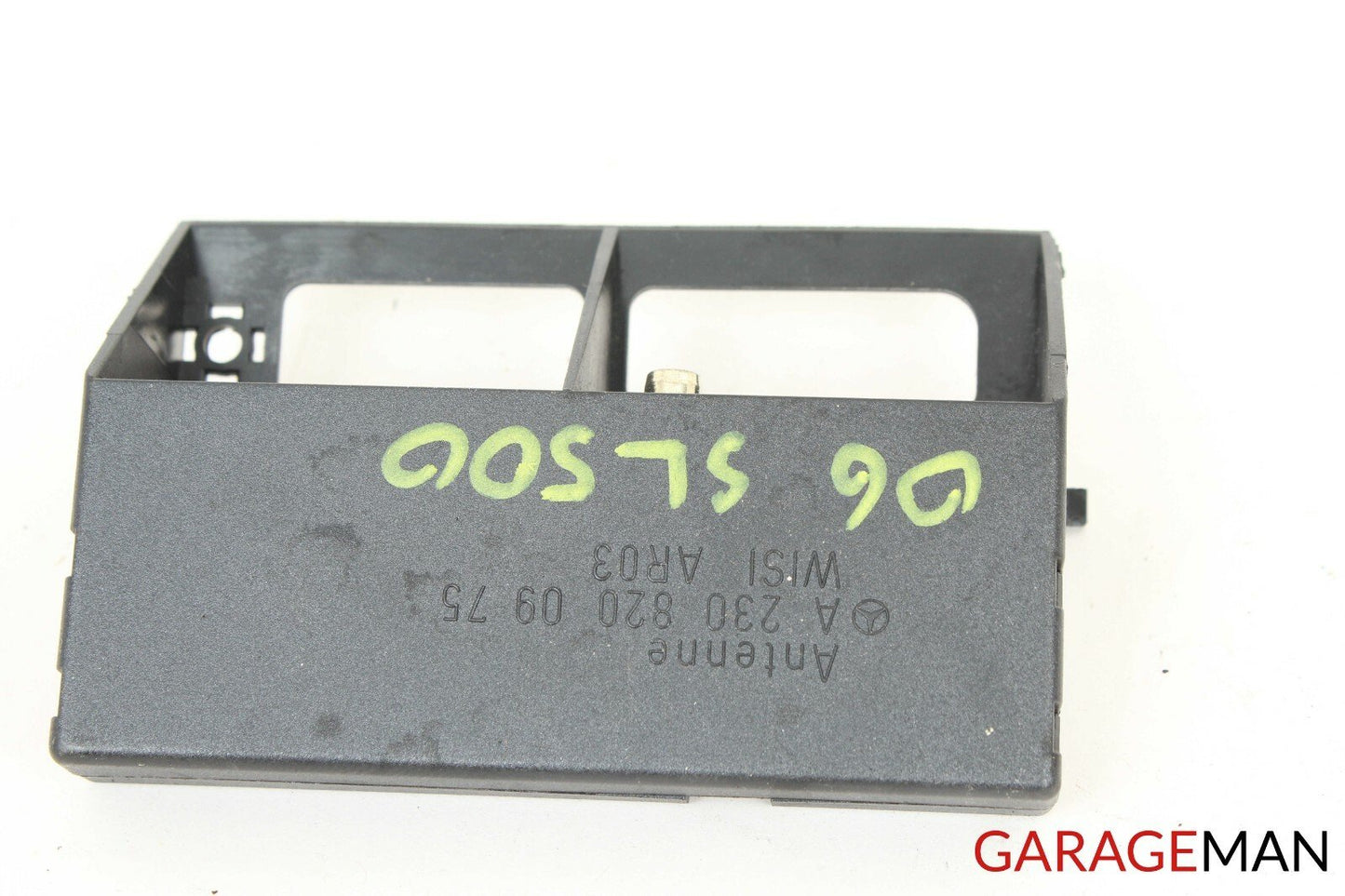 03-08 Mercedes R230 SL500 SL600 Keyless Key Less Antenna AMP Amplifier Module