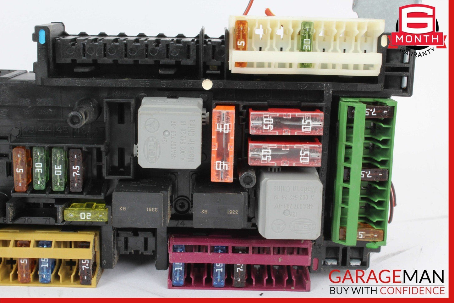12-15 Mercedes W204 C350 C300 C250 Rear SAM Module Relay Fuse Box Assembly OEM