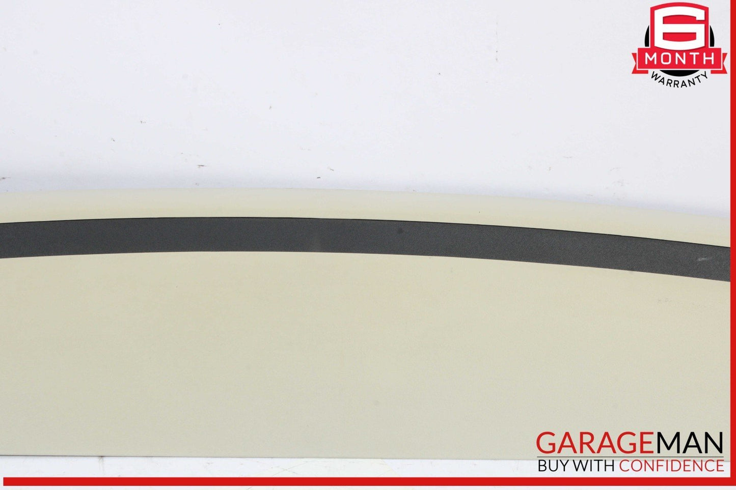 15-20 Mercedes W205 C300 C350e Rear 3rd Third Brake Stop Light w/ Trim OEM