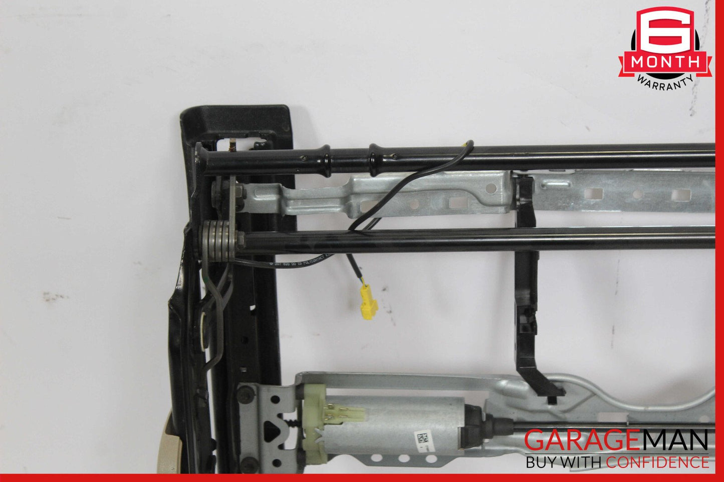 12-18 Mercedes W218 CLS550 Front Right Side Seat Lower Track Rail Motor OEM