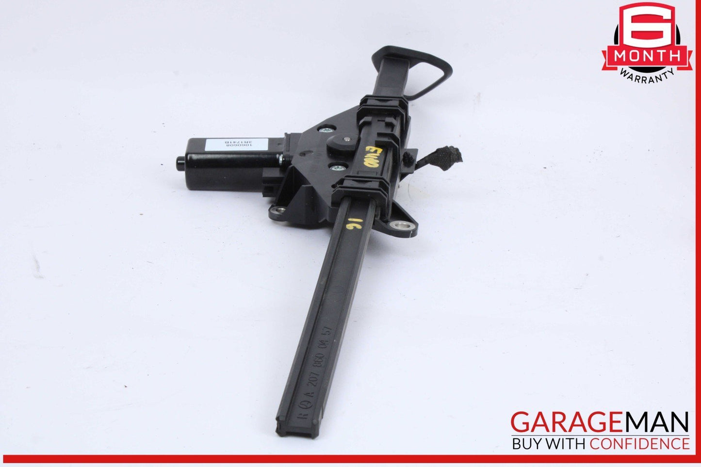 10-17 Mercedes W207 E400 E550 Front Right Side Seat Belt Feeder Retractor OEM