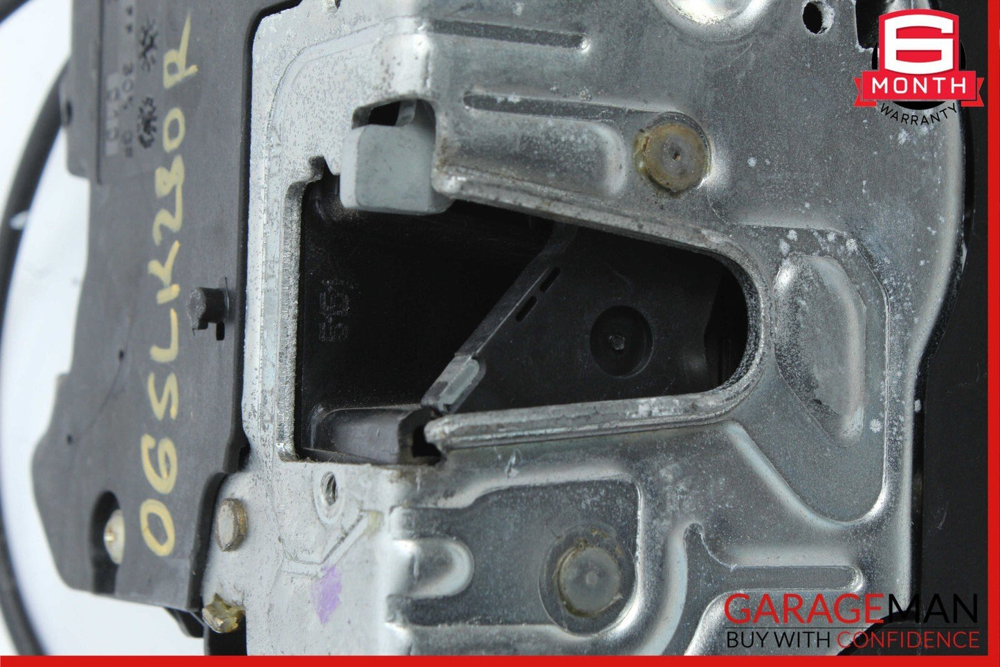 05-11 Mercedes R171 SLK200 SLK280 Front Right Side Door Lock Latch Actuator