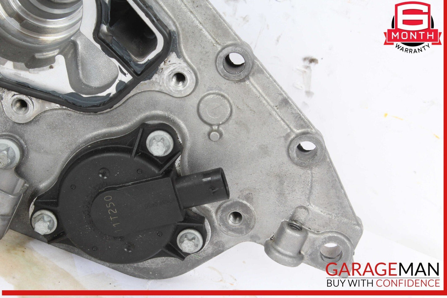 12-15 Mercedes W204 C250 SLK250 Engine Motor Valve Cover 2710161406 OEM