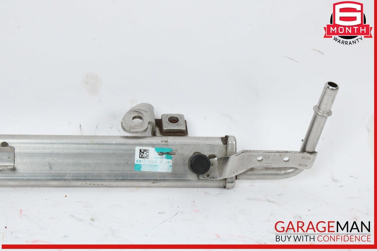 10-12 Chevrolet Malibu 2.4L Fuel Injector Engine Frame Rack OEM