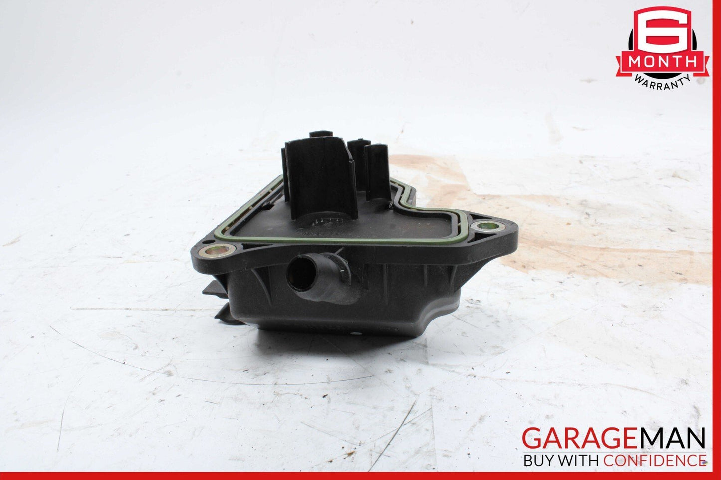 06-15 Mercedes R171 SLK300 E350 C300 Engine Oil Separator Cover 2720160134 OEM