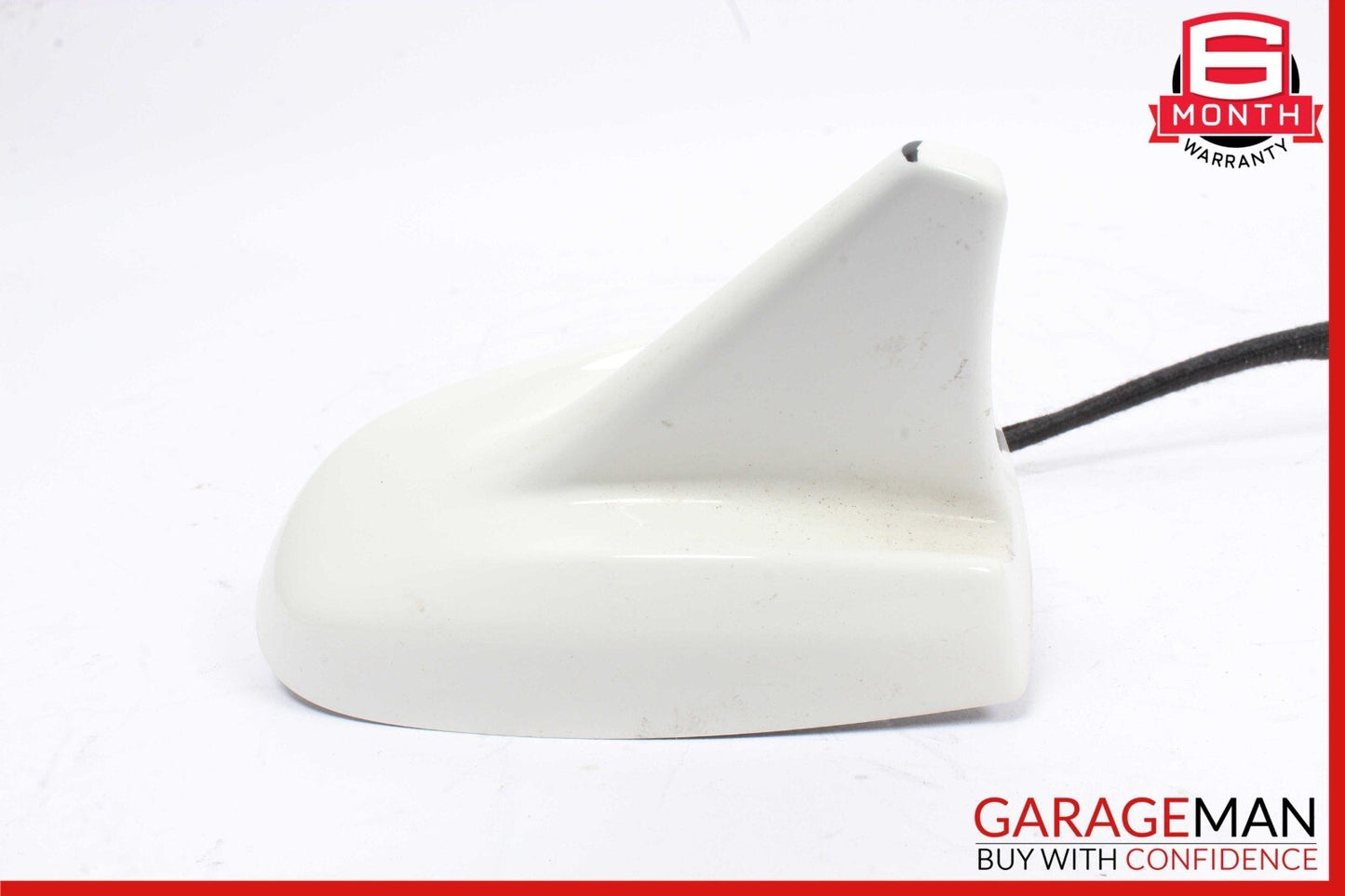 13-17 Maserati Quattroporte M156 Top Roof Shark Fin Antenna 670026006 White OEM