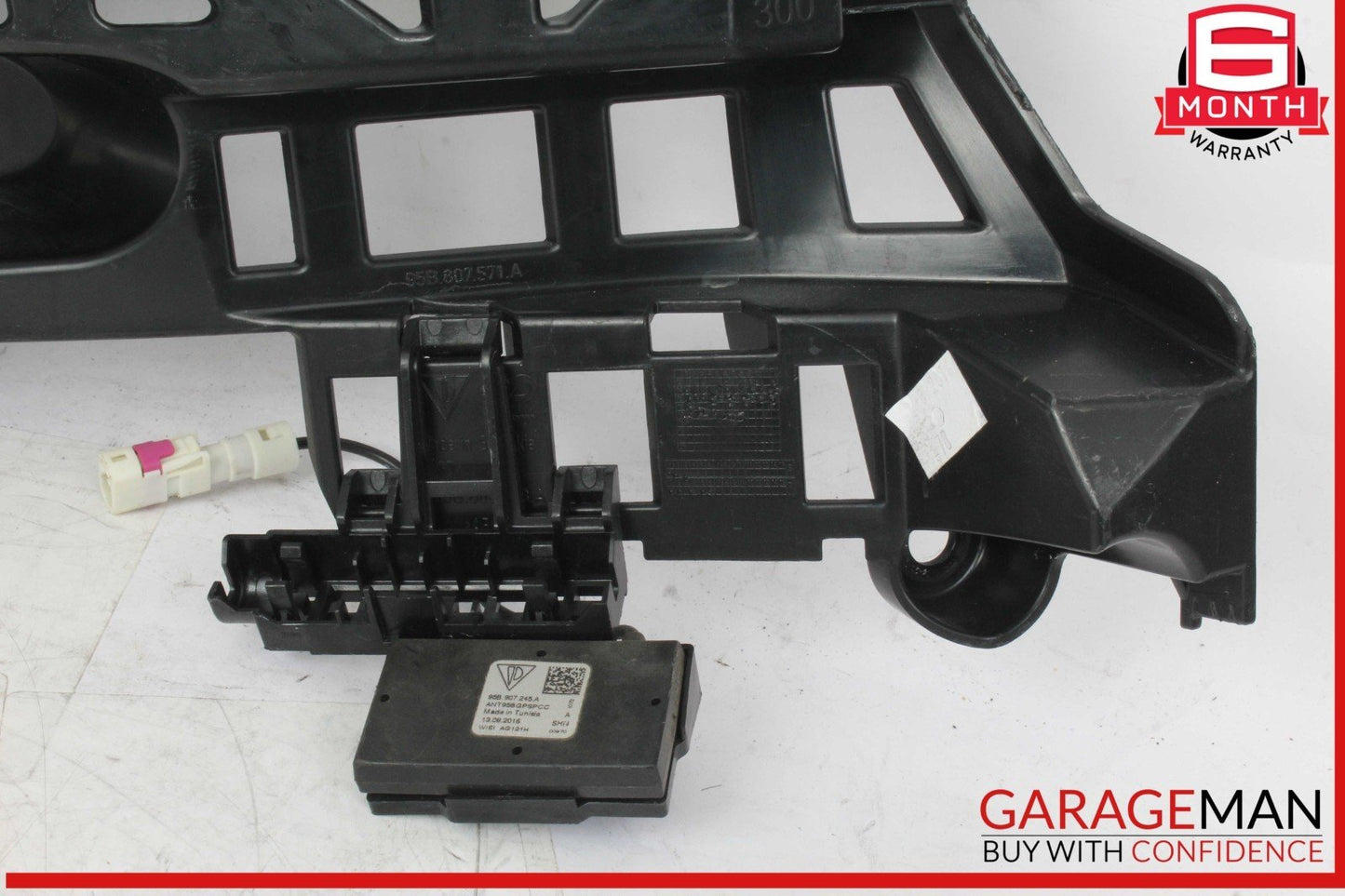 15-24 Porsche Macan 95B Rear Left Side Support Mount Bracket w/ VTS Antenna OEM