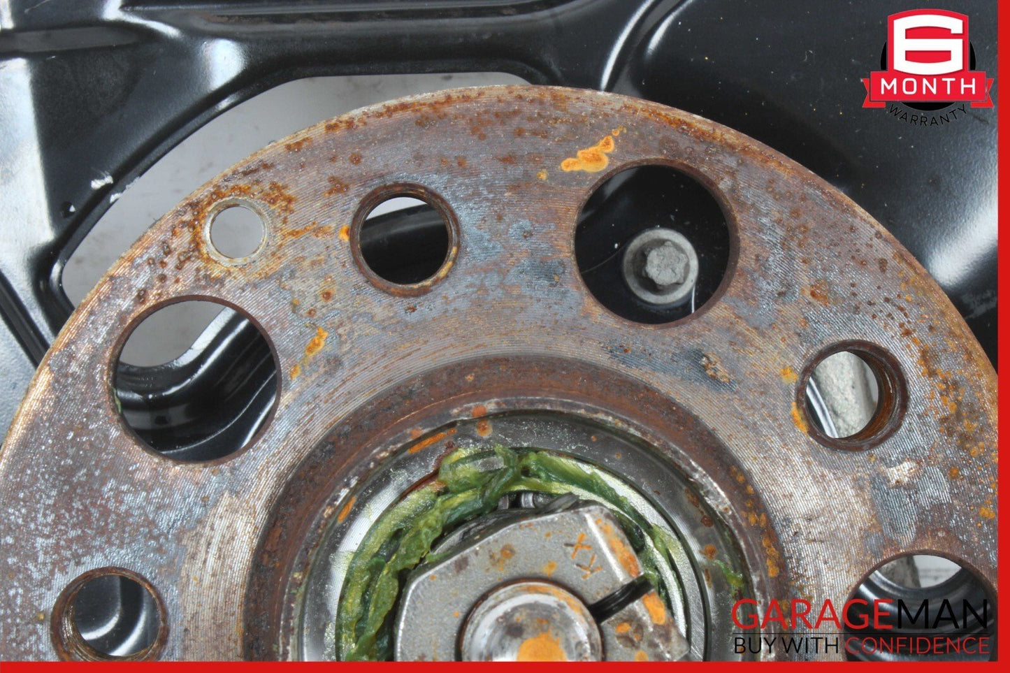 08-20 Mercedes W204 C250 E350 Front Right Wheel Spindle Knuckle Hub Bearing OEM