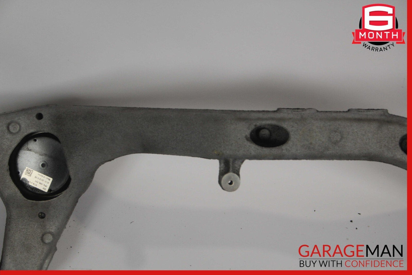 11-18 Porsche Cayenne 958 3.0L Hybrid S Front Engine Crossmember Mount Bracket
