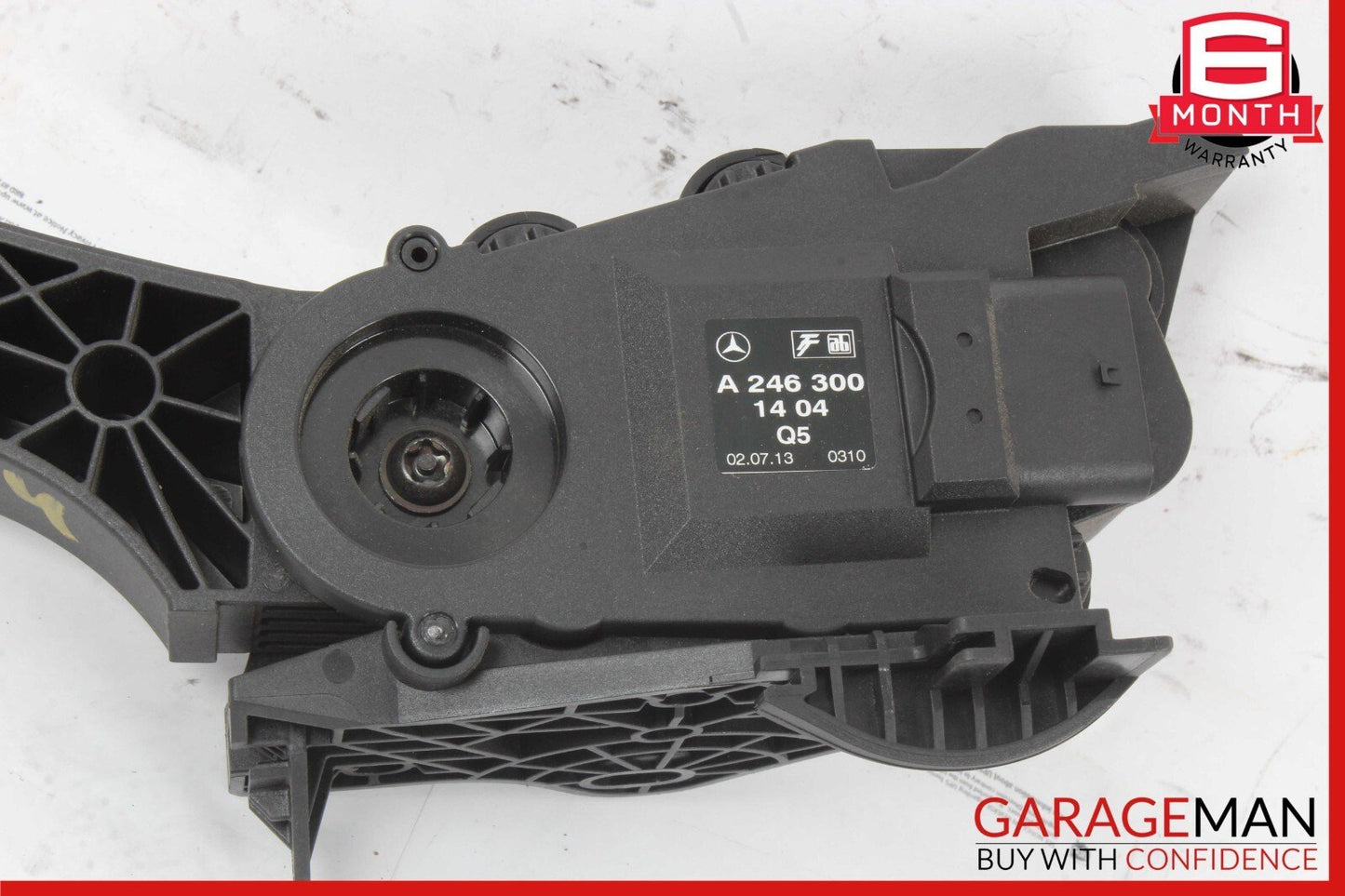 14-19 Mercedes W117 CLA250 GLA250 Throttle Accelerator Gas Pedal Assy