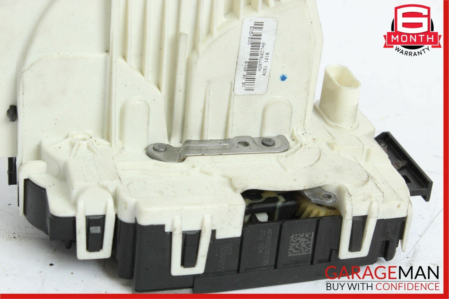 08-14 Mercedes W204 E350 C250 C300 Front Right Door Lock Latch Actuator OEM