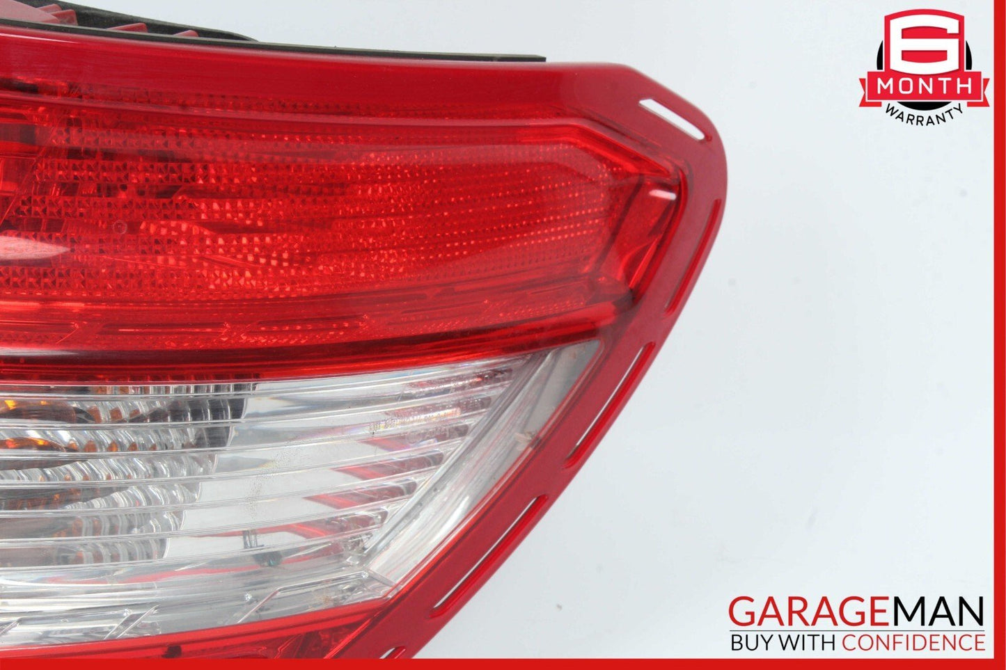 08-11 Mercedes W204 C300 C350 C63 AMG Right Side Tail Light Lamp 2048200264 OEM