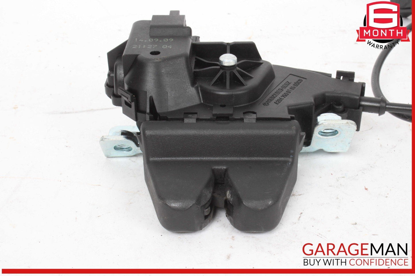 08-17 Mercedes W212 E350 SLK250 Trunk Lid Latch Lock Actuator 2047500261 OEM