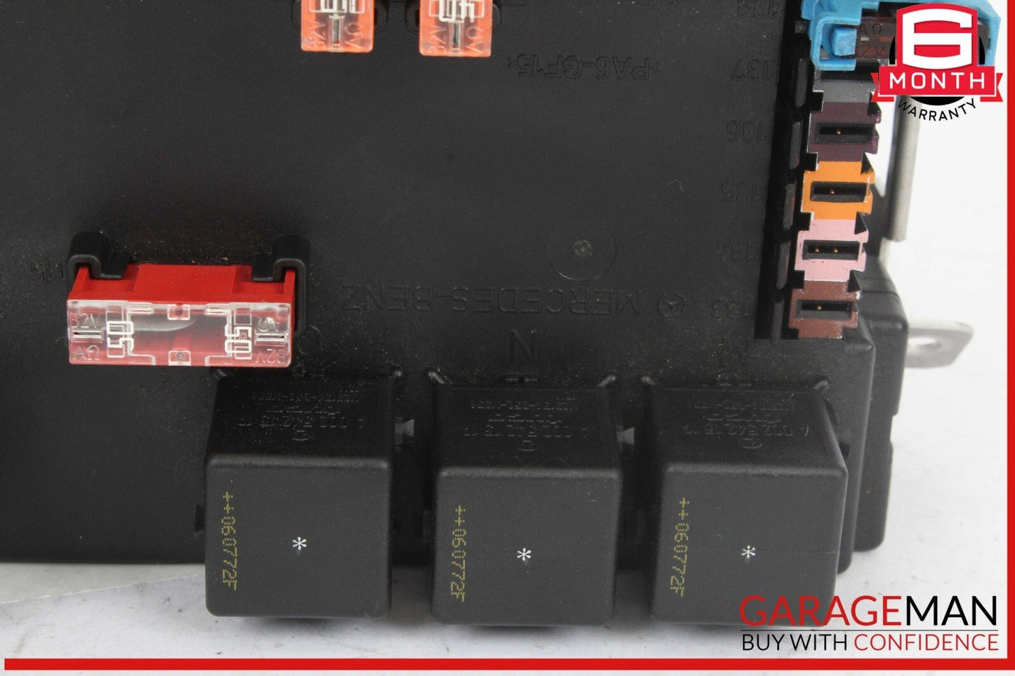 07-09 Mercedes W221 S550 S63 AMG CL550 Rear Trunk Fuse Relay Junction Box OEM